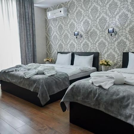 Marialuis Hotel Tiflis Dış mekan fotoğraf