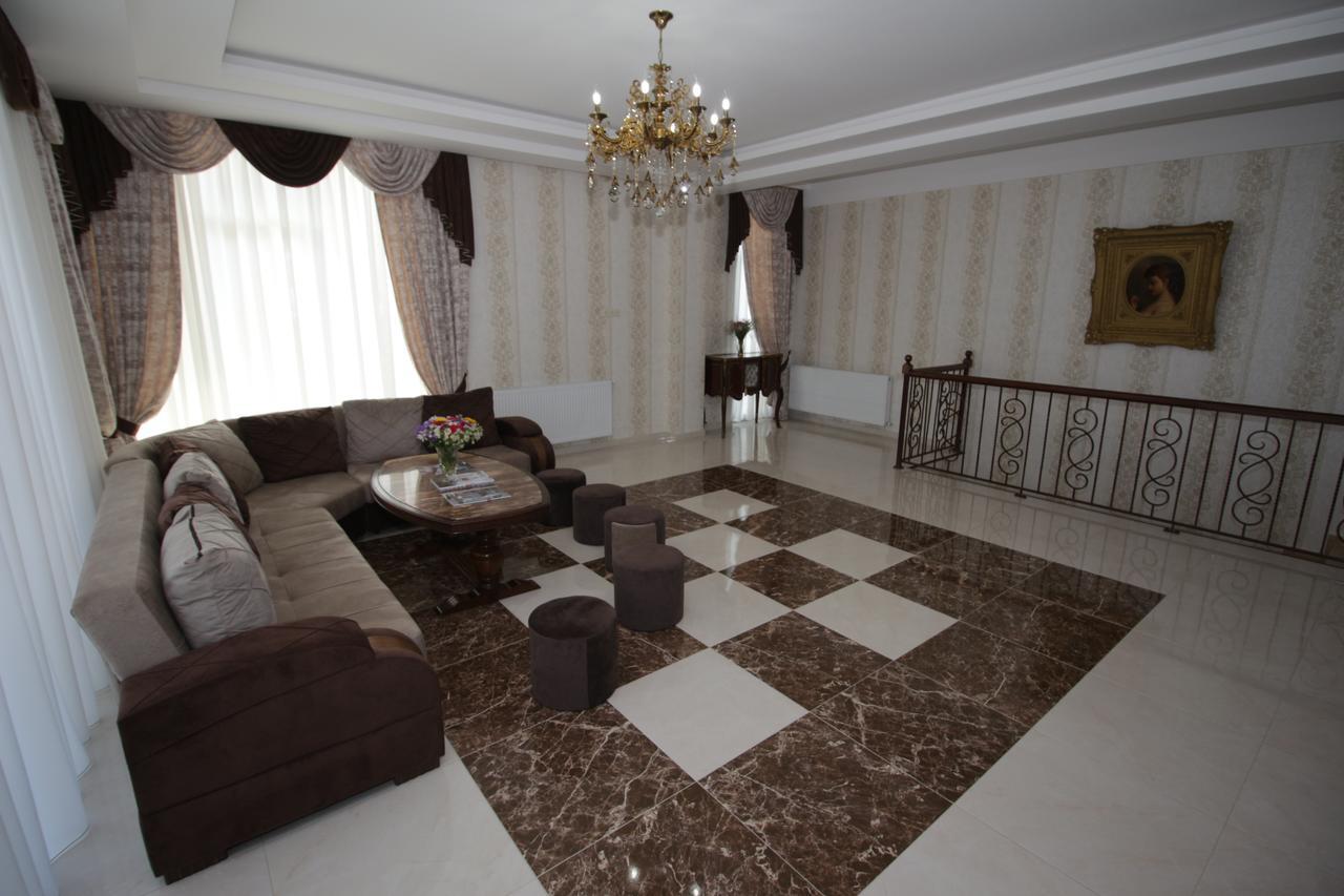Marialuis Hotel Tiflis Dış mekan fotoğraf
